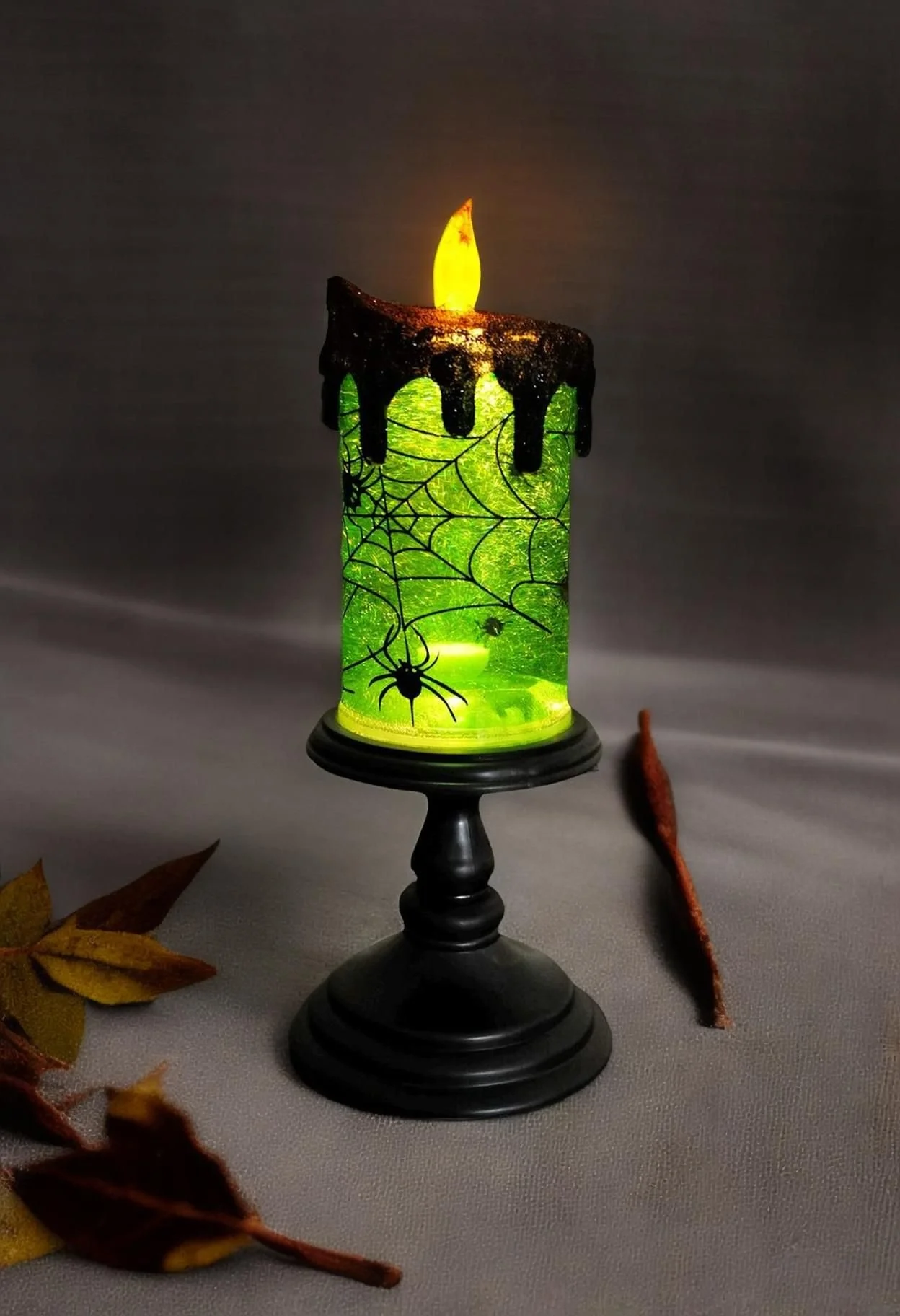 Eldnacele Halloween Schneekugelkerzen Licht Lampe, batteriebetriebene gruselige drehende Wasser glitzernde Tornado Kerze flammenlose Kerzen Tisch