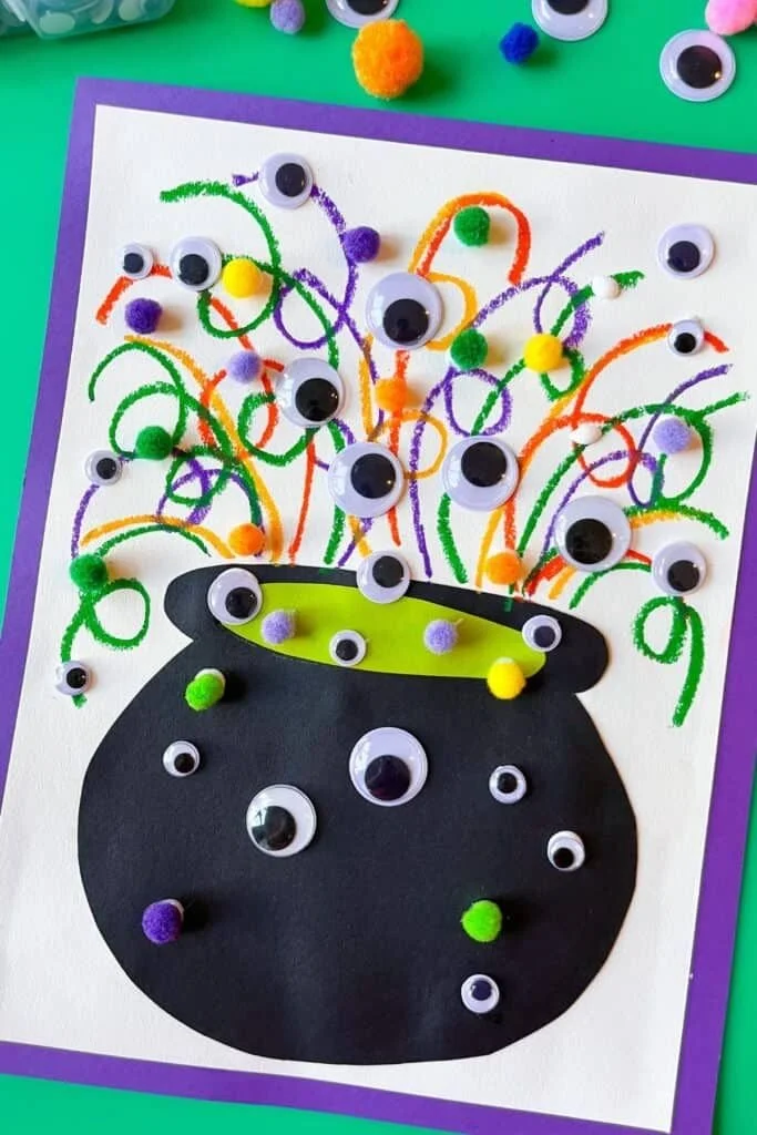 Hexenkessel Halloween-Handwerk: Eine gruselige und lustige Kunstaktivität