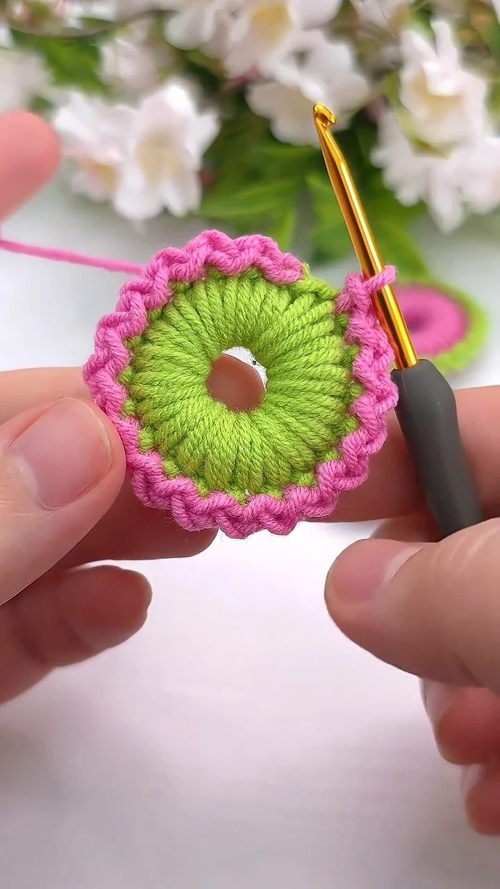 Wie süß dieser Picot-Rand aussieht! ✨🌸